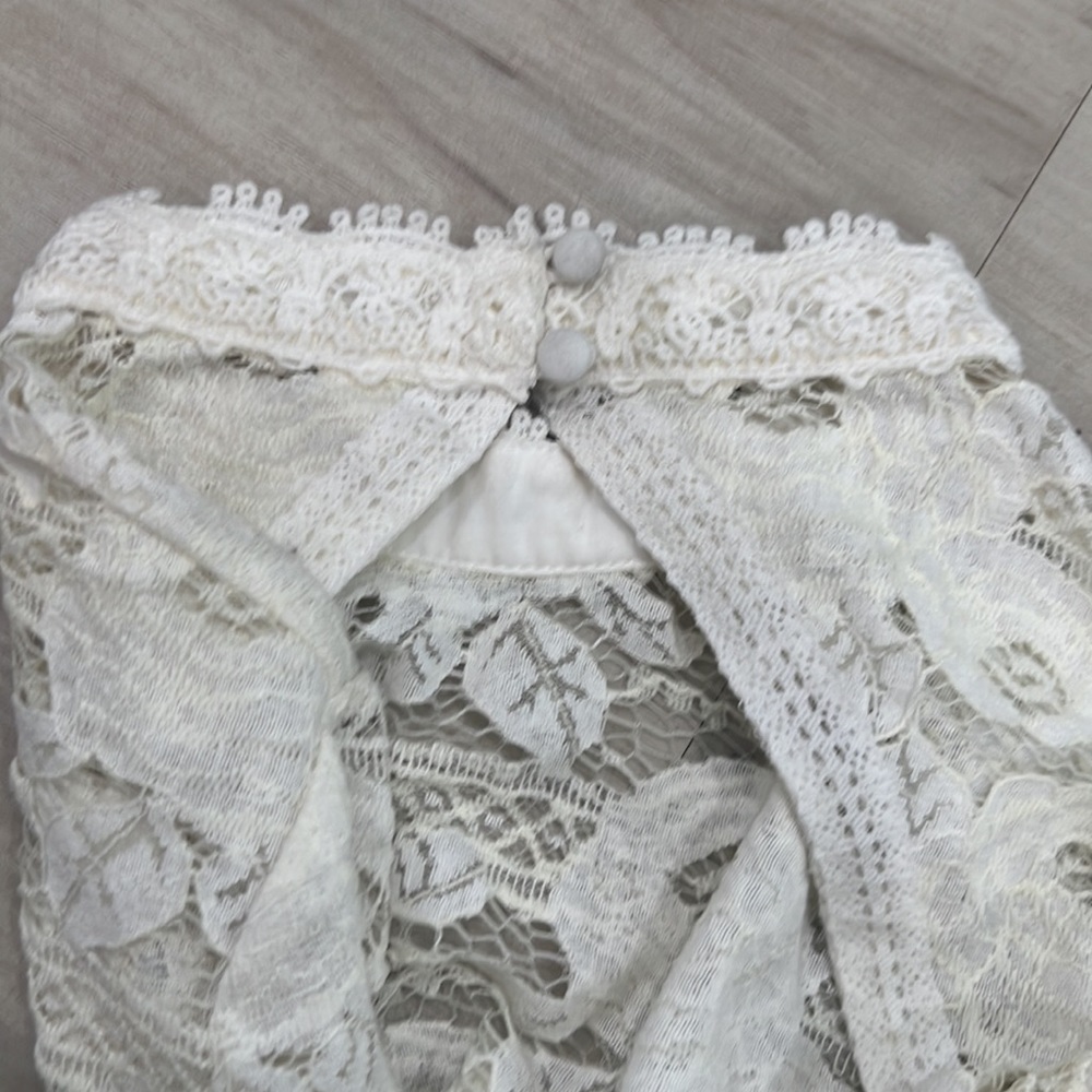 ✨ Spell 💫and the gypsy collective Rosamond lace gown revolver collection - Picture 15 of 16